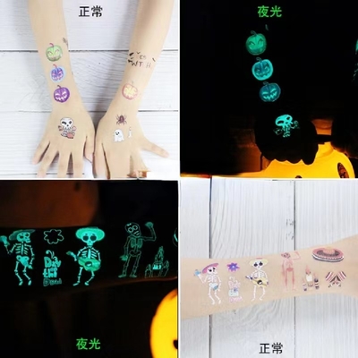注文の接吻の切口のステッカーは小さい防水型抜きされたステッカーを転がす漫画を広げる