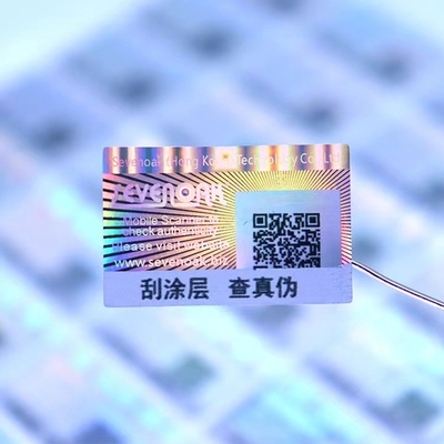 IDのための銀製の包装のホログラムのステッカーは3d保証を印刷することを梳く