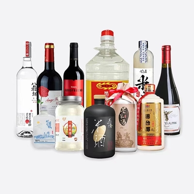 CMYKのアルコール飲料 アルコールびんのラベル、カスタマイズされたワインのラベルを浮彫りにしている光沢のある/マット